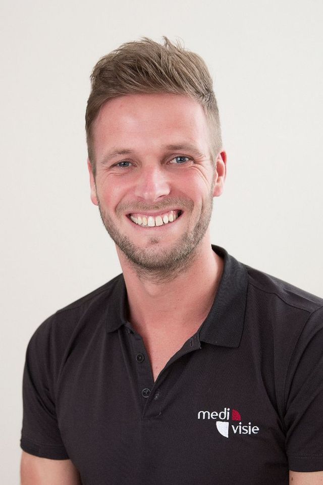 Dennis van der Welle, sportfysiotherapeut bij Medivisie Almere
